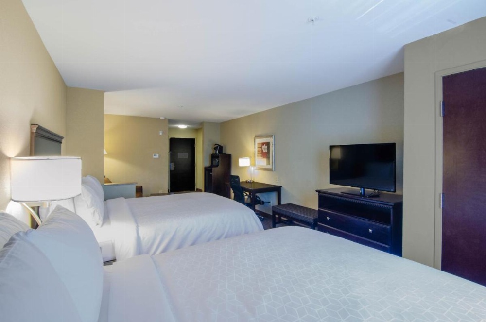 Springdale Inn & Suites Image 34