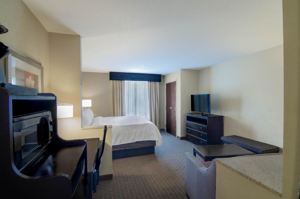 Springdale Inn & Suites Image 38