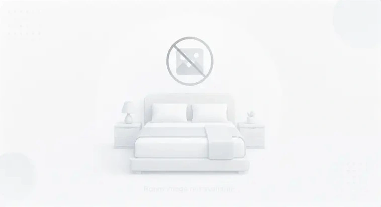 Queen Suite with Two Queen Beds and Sofa Bed - Non Smoking